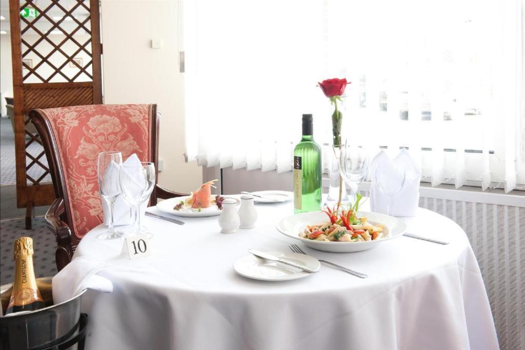 Ox Hotel Carlisle คาร์ลไอเอิล ภายนอก รูปภาพ