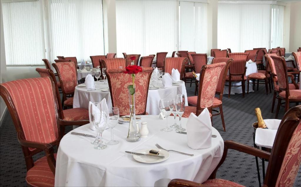 Ox Hotel Carlisle คาร์ลไอเอิล ภายนอก รูปภาพ