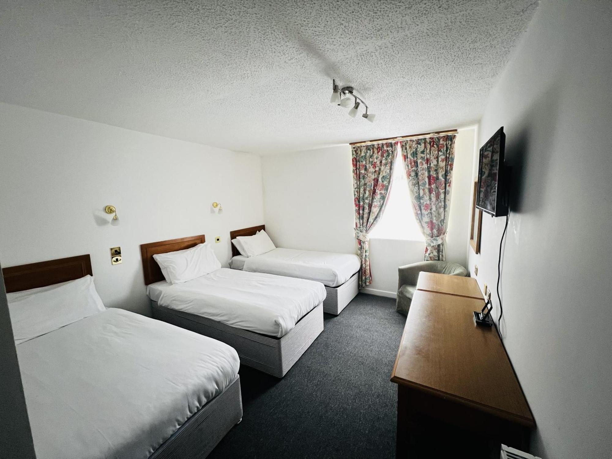 Ox Hotel Carlisle คาร์ลไอเอิล ภายนอก รูปภาพ